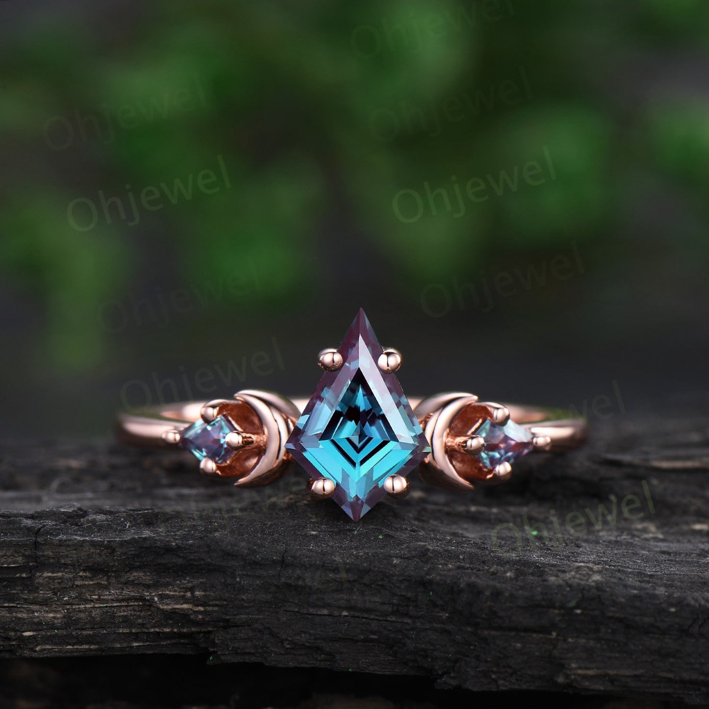 Vintage kite cut alexandrite engagement ring set solid 14k rose gold three stone moon stacking bridal wedding ring set women jewelry gift