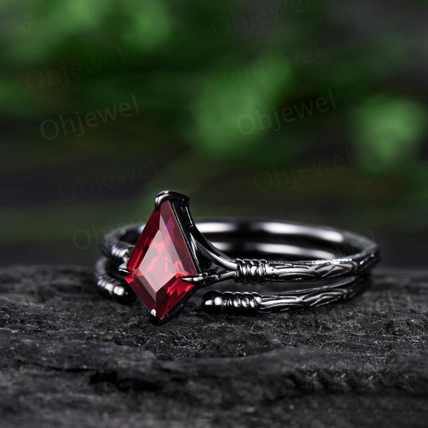 Vintage kite cut red ruby engagement ring set 14k black gold etched wood Solitaire ring retro rope wrapping wedding bridal ring set women