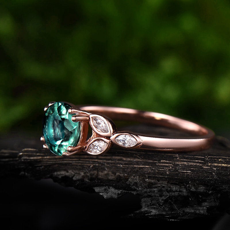 Green emerald engagement ring rose gold 14K/18K moissanite wedding band emerald ring gold may birthstone ring flower marquise promise ring