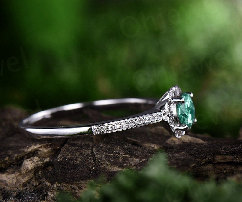 Flower green emerald engagement ring rose gold 14K/18K emerald ring vintage may birthstone halo diamond wedding unique promise bridal ring