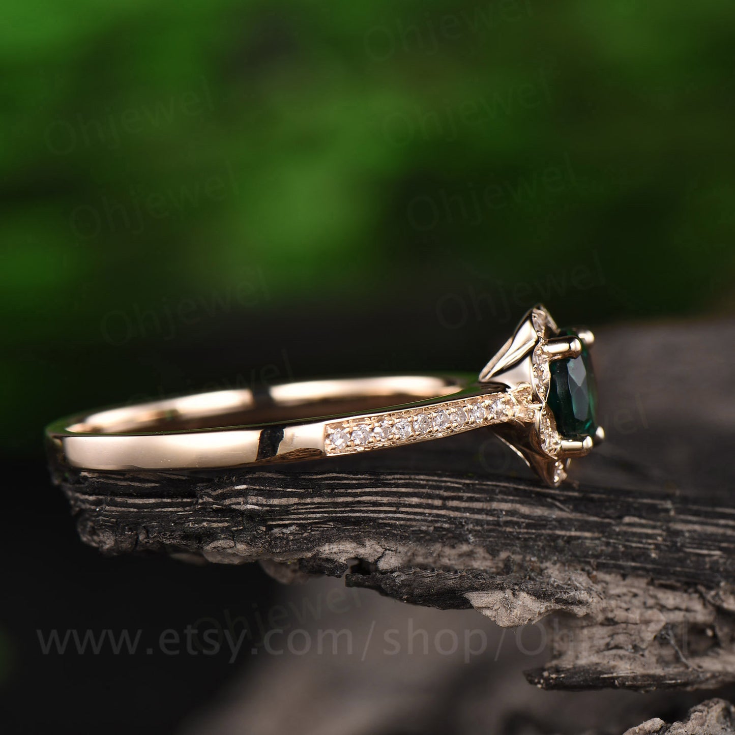 0.6ct flower green emerald engagement ring yellow gold 14K/18K emerald ring gold vintage May birthstone halo diamond wedding ring jewelry