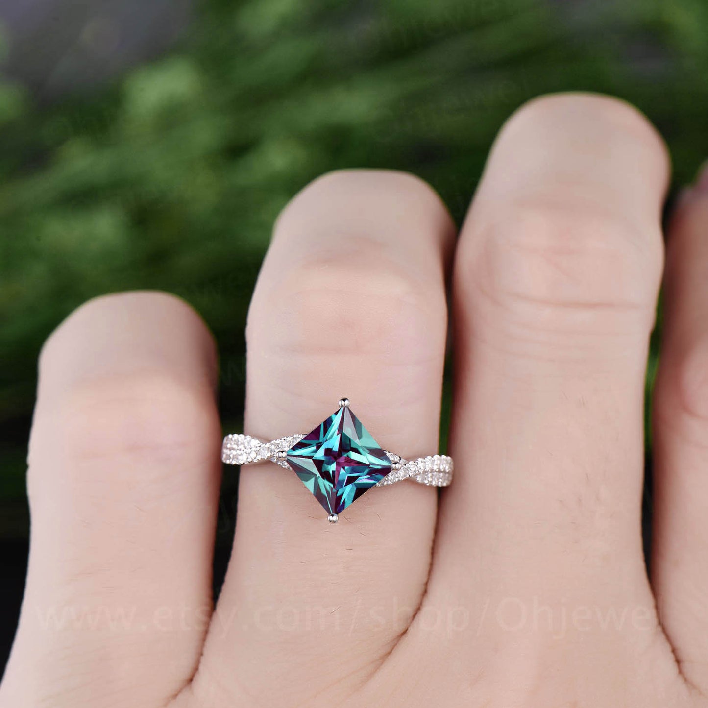 7mm Princess cut Alexandrite ring color change Alexandrite engagement ring rose gold unique twisted moissanite ring wedding anniversary gift