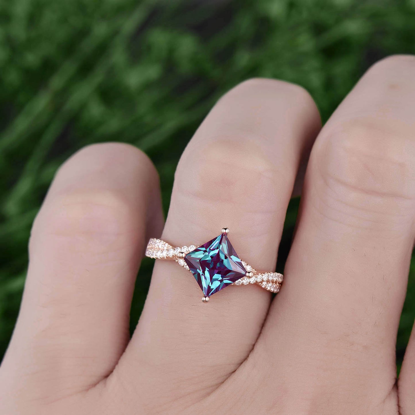 7mm Princess cut Alexandrite ring color change Alexandrite engagement ring rose gold unique twisted moissanite ring wedding anniversary gift