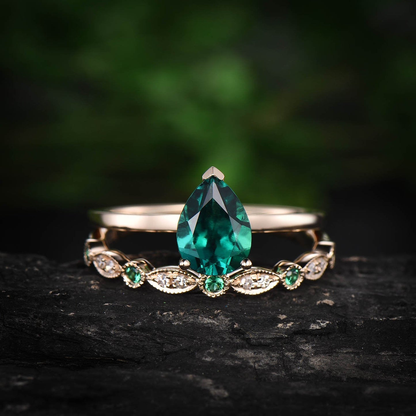 Solitaire emerald ring vintage 2pcs pear emerald engagement ring set solid yellow gold real diamond ring natural emerald wedding band