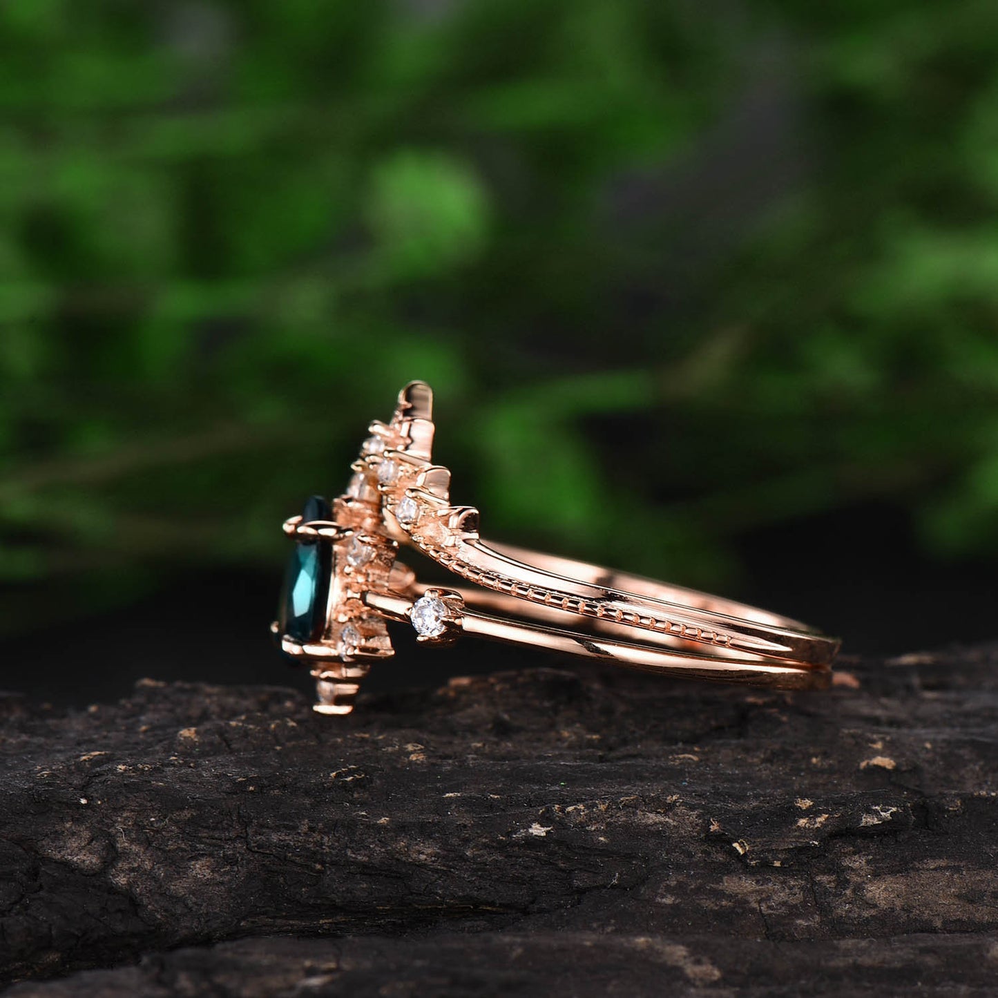 Rose gold ring set unique vintage engagement ring 2pcs pear emerald engagement ring set cluster moissanite ring set wedding bridal set gift