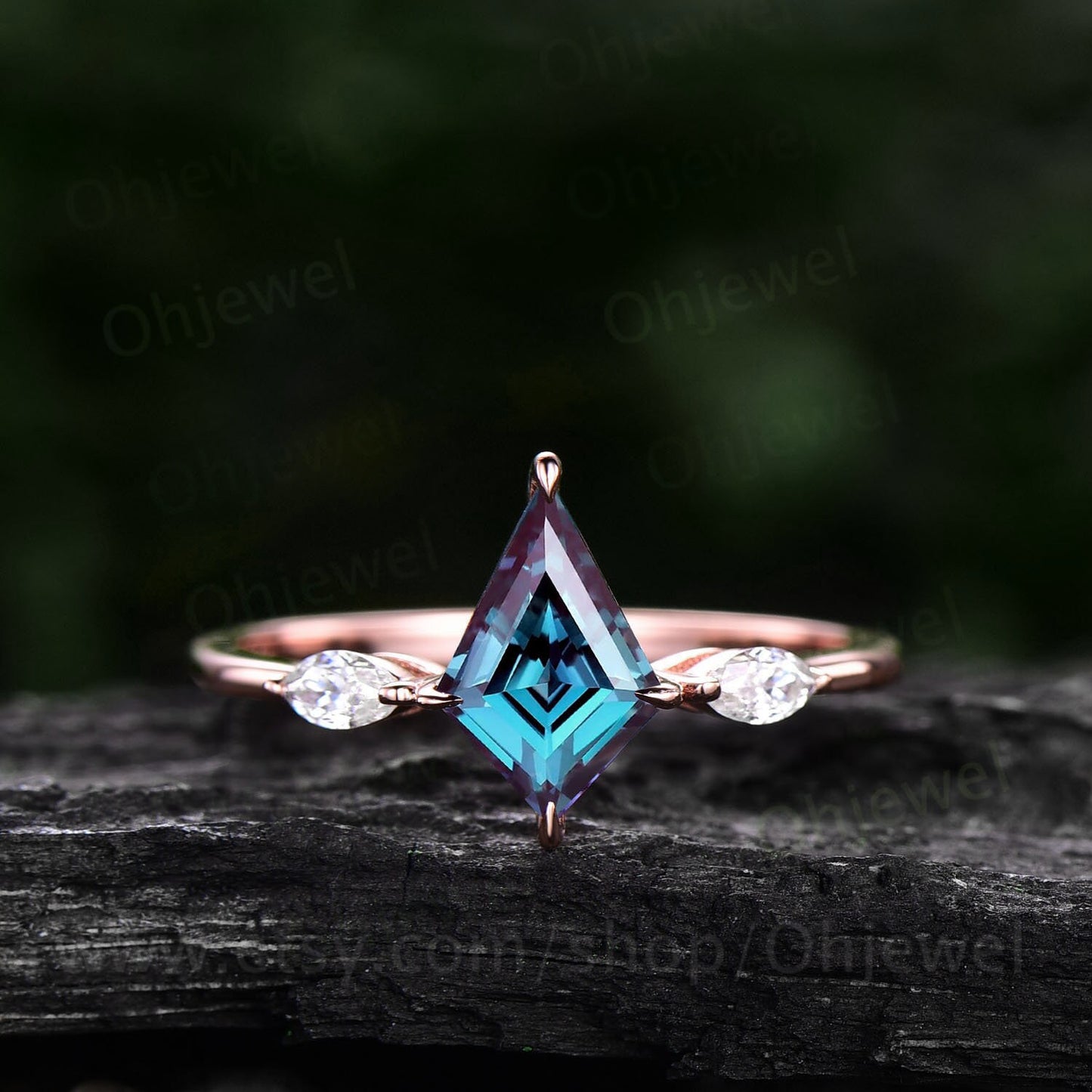 Vintage kite cut Alexandrite engagement ring set rose gold three stone marquise cut moissanite ring unique anniversary ring set for women