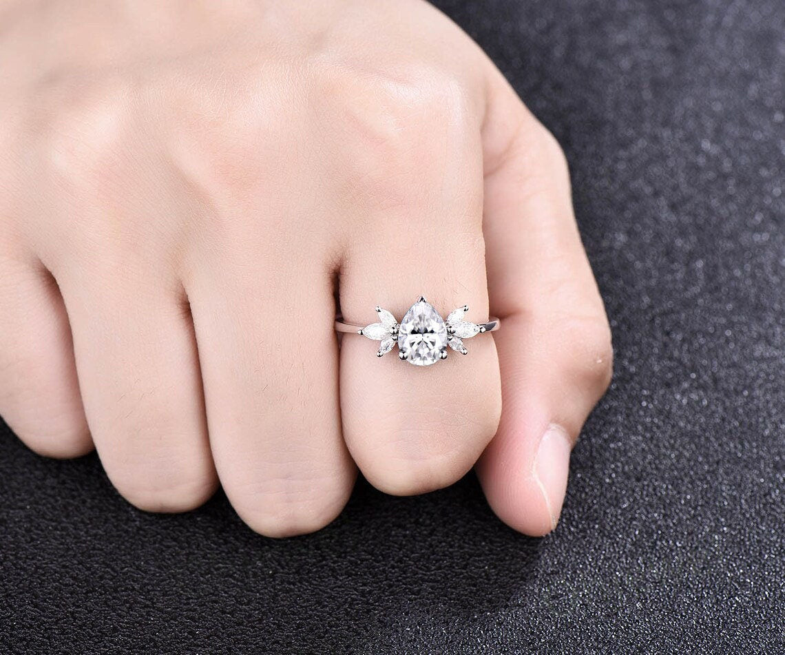 Vintage pear shaped moissanite engagement ring rose gold flower marquise cut diamond cluster engagement ring bridal wedding ring for women