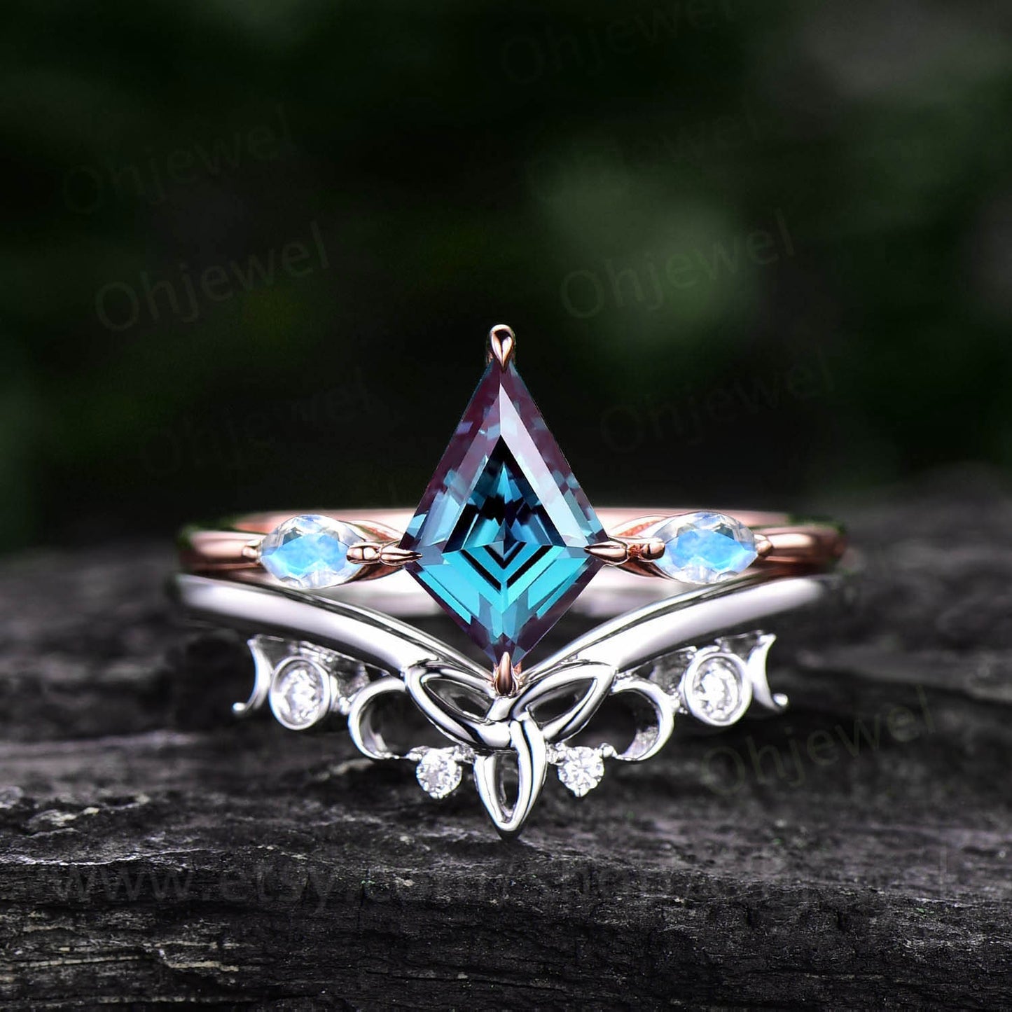 Vintage kite shaped Alexandrite engagement ring set art deco rose gold three stone marqusie moonstone ring unique wedding ring set for women