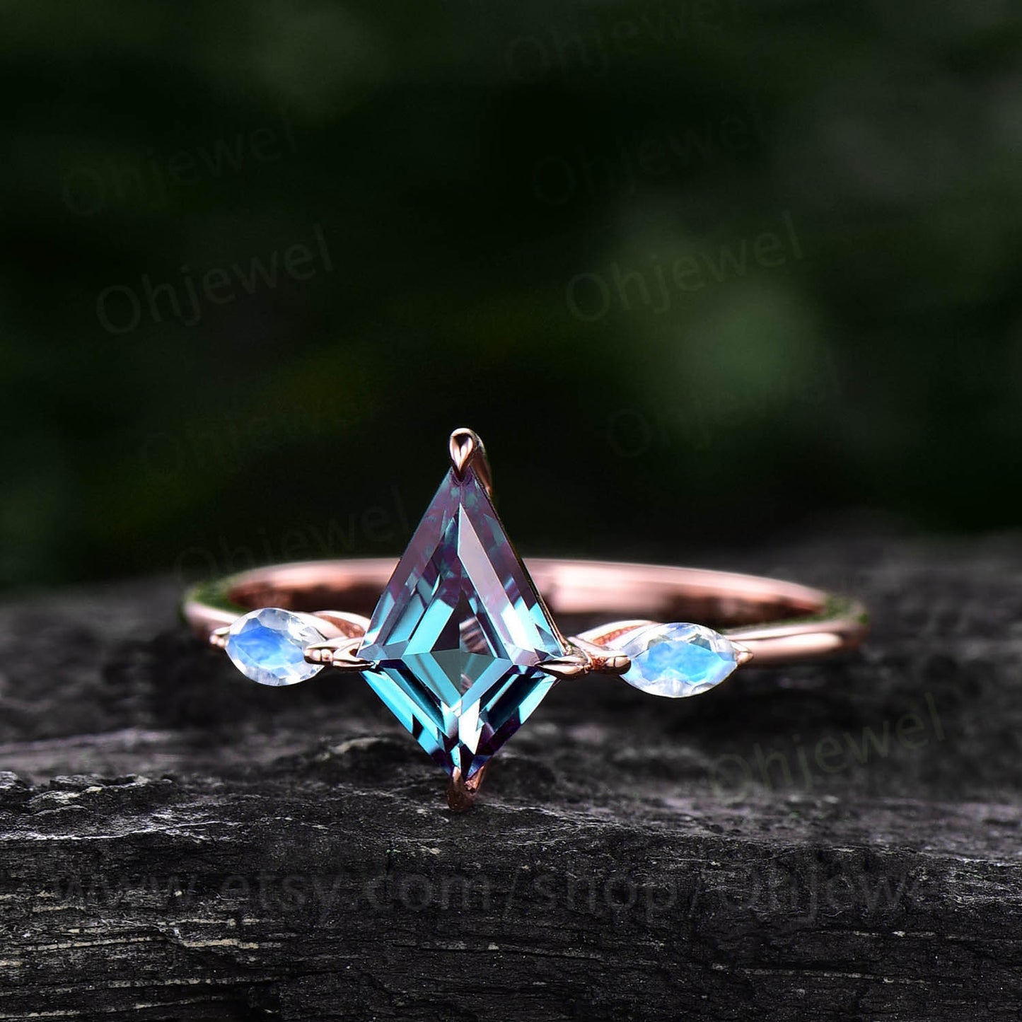 Vintage kite shaped Alexandrite engagement ring set art deco rose gold three stone marqusie moonstone ring unique wedding ring set for women