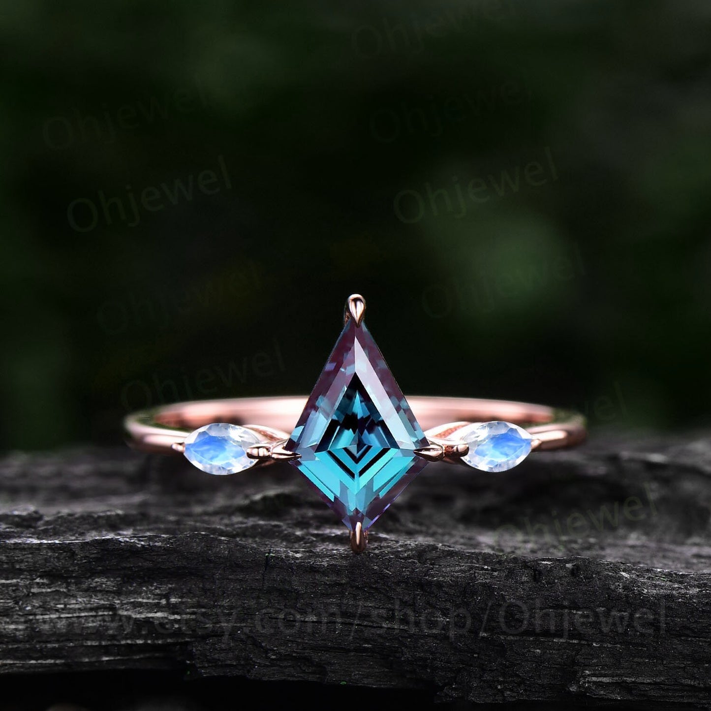 Vintage kite shaped Alexandrite engagement ring set art deco rose gold three stone marqusie moonstone ring unique wedding ring set for women