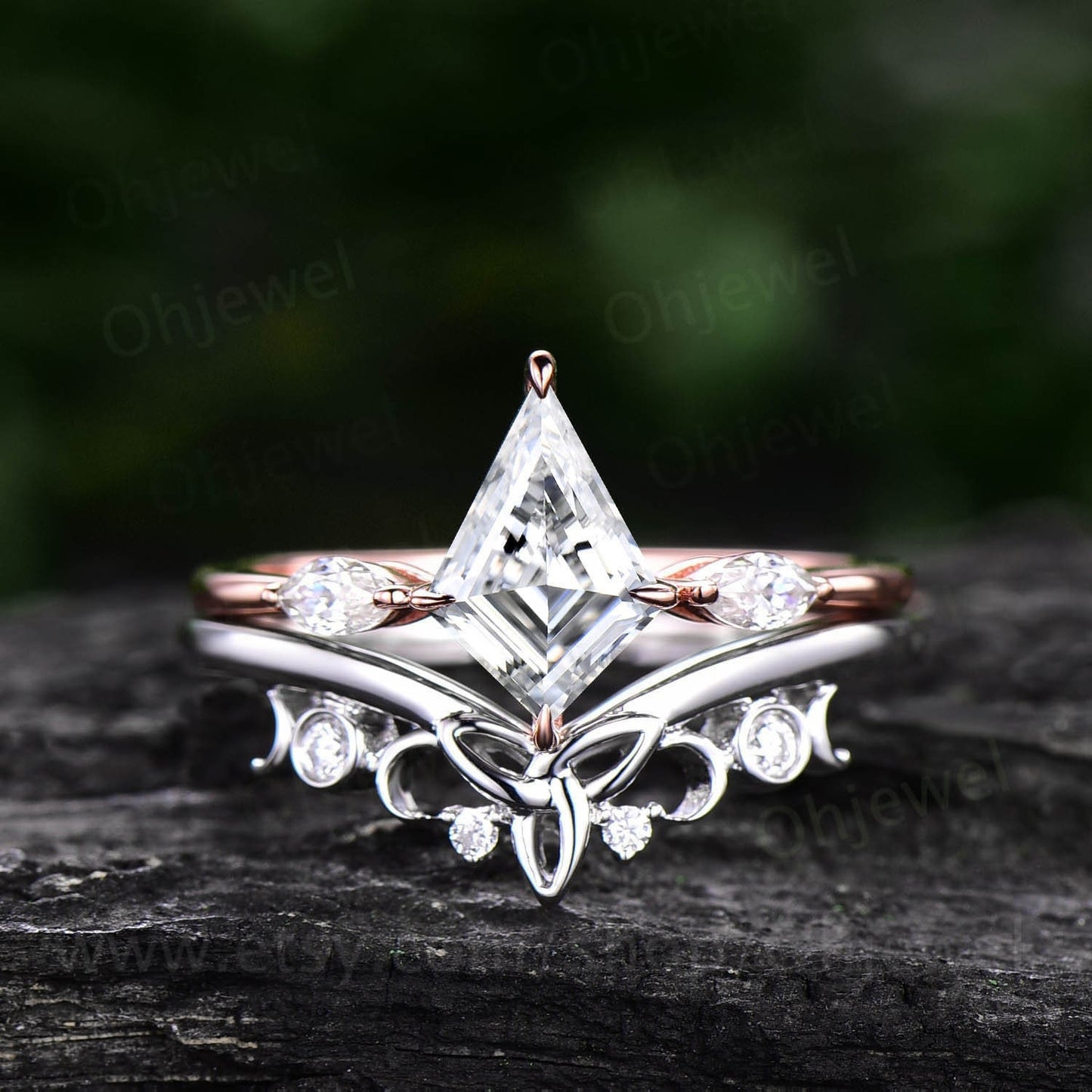 Kite cut moissanite engagement ring set 14k rose gold vintage unique three stone engagement ring marquise cut diamond wedding ring for women