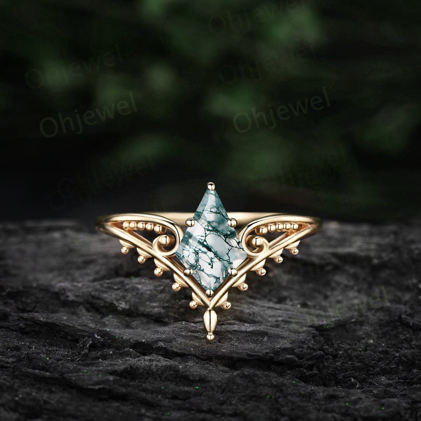 Vintage style kite cut green moss agate engagement ring 14k yellow gold unique split shank Solitaire engagement ring women promise ring her