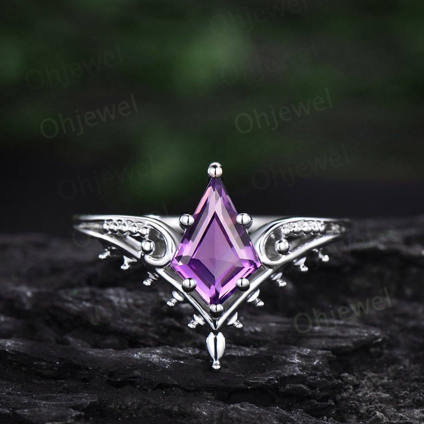 Vintage style kite cut purpleAmethyst ring unique split shank Solitaire engagement ring 14k rose gold antique promise wedding ring women