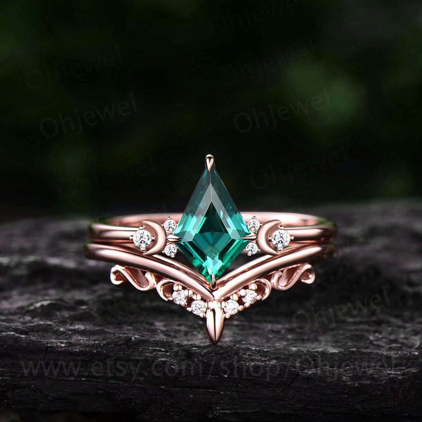 Vintage kite cut green emerald engagement ring set 14k rose gold moon ring set cluster moissanite ring women antique rings unique bridal set