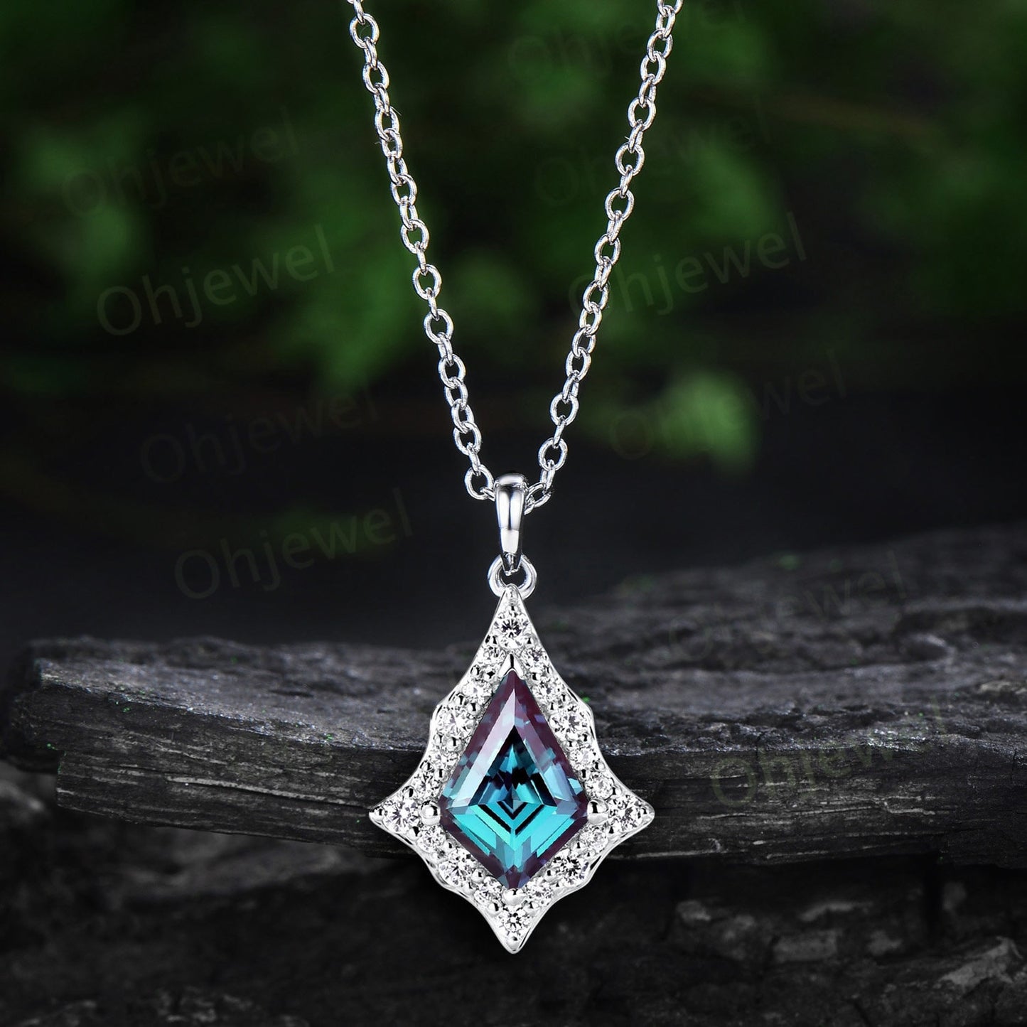 Vintage kite cut alexandrite necklace rose gold antique unique snowdrift halo diamond necklace Pendant women fine jewelry anniversary gift