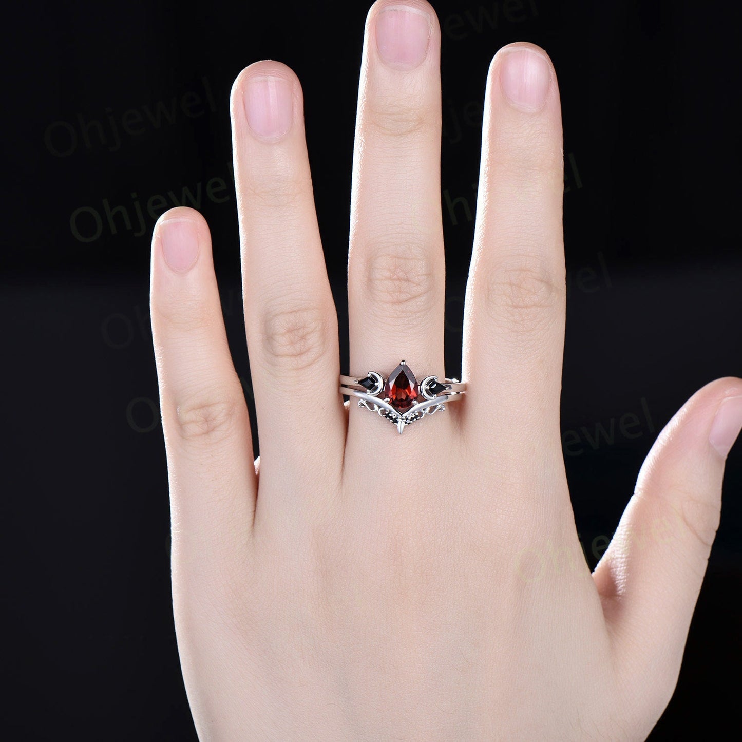 Pear shaped red garnet ring vintage three stone kite black spinel moon ring set white gold unique engagement ring antique bridal set women