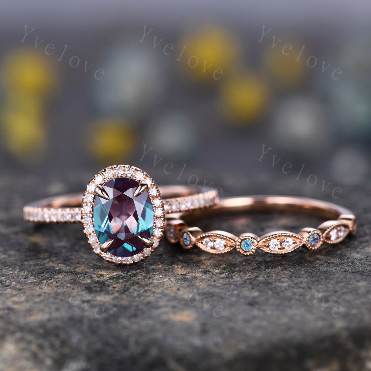 Vintage Oval Alexandrite Engagement Ring Bridal Ring Set Alexandrite Moissanite Band Retro Bridal Wedding Ring Rose Gold Ring Gift For Women