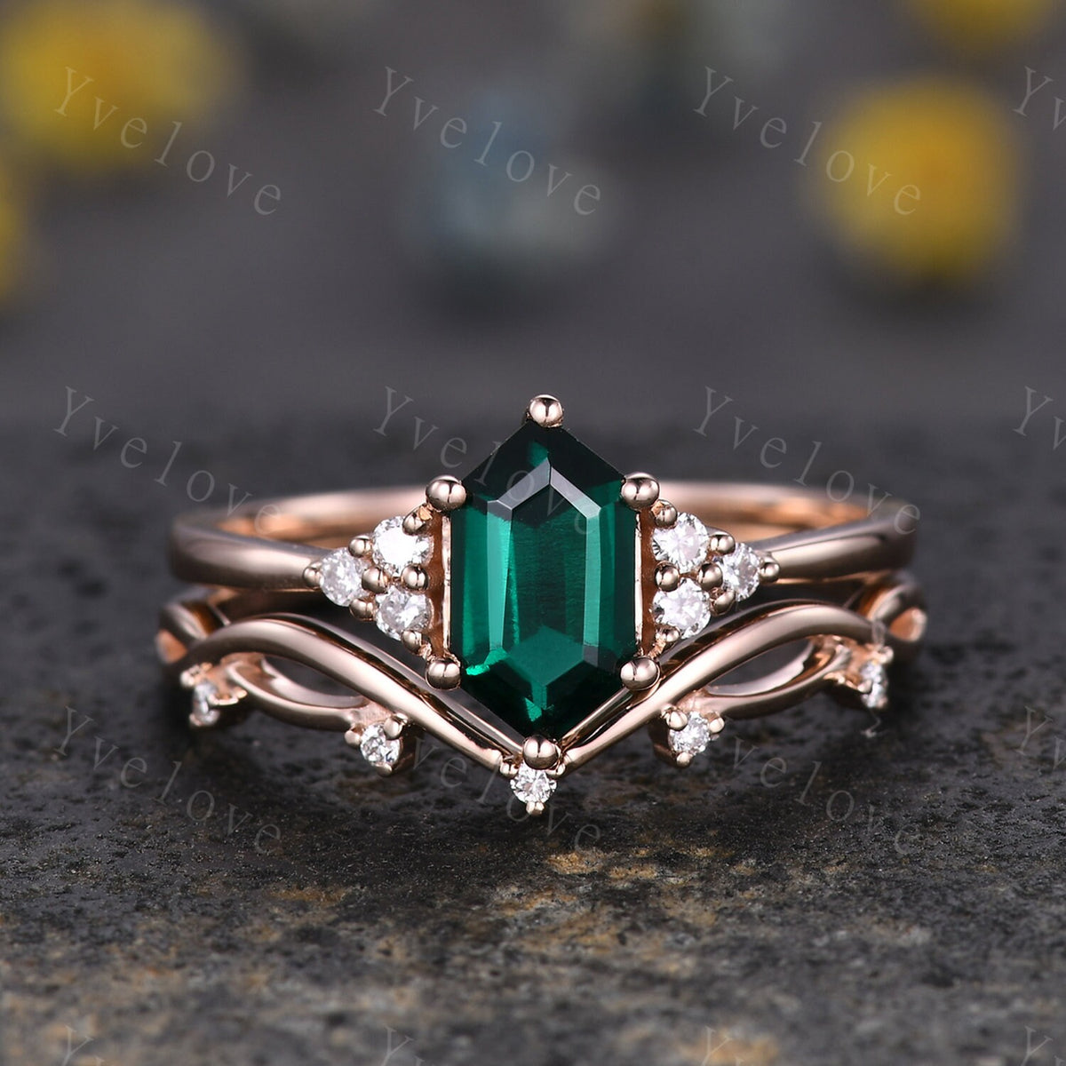 Retro Long hexagon Green Emerald Ring,Vintage 14k 18k Rose Gold Ring,Unique Emerald Engagement Ring,Promise Ring,May Birthday Gift For Her