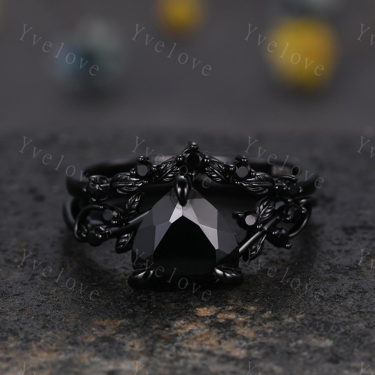 8mm Heart Shape Black Onyx Ring,Vintage Twig Vine Leaf Ring,Antique Black Onyx Bridal Promise Ring Set Nature Inspired Black Gold band