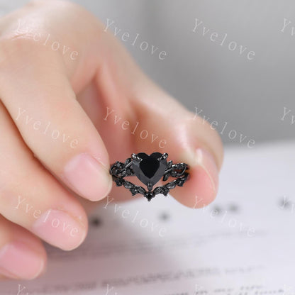 8mm Heart Shape Black Onyx Ring,Vintage Twig Vine Leaf Ring,Antique Black Onyx Bridal Promise Ring Set Nature Inspired Black Gold band