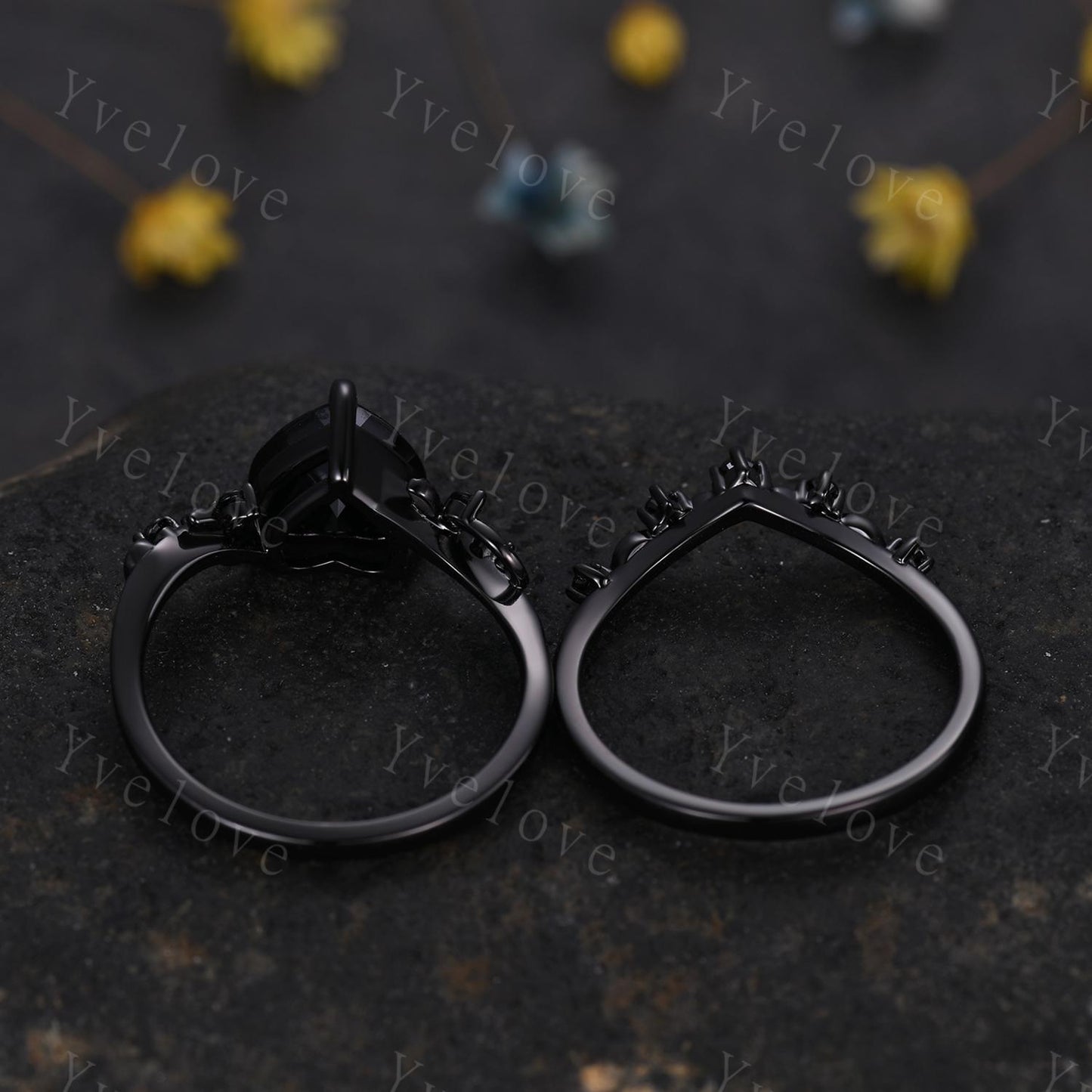 8mm Heart Shape Black Onyx Ring,Vintage Twig Vine Leaf Ring,Antique Black Onyx Bridal Promise Ring Set Nature Inspired Black Gold band