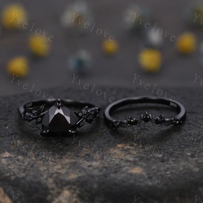 8mm Heart Shape Black Onyx Ring,Vintage Twig Vine Leaf Ring,Antique Black Onyx Bridal Promise Ring Set Nature Inspired Black Gold band