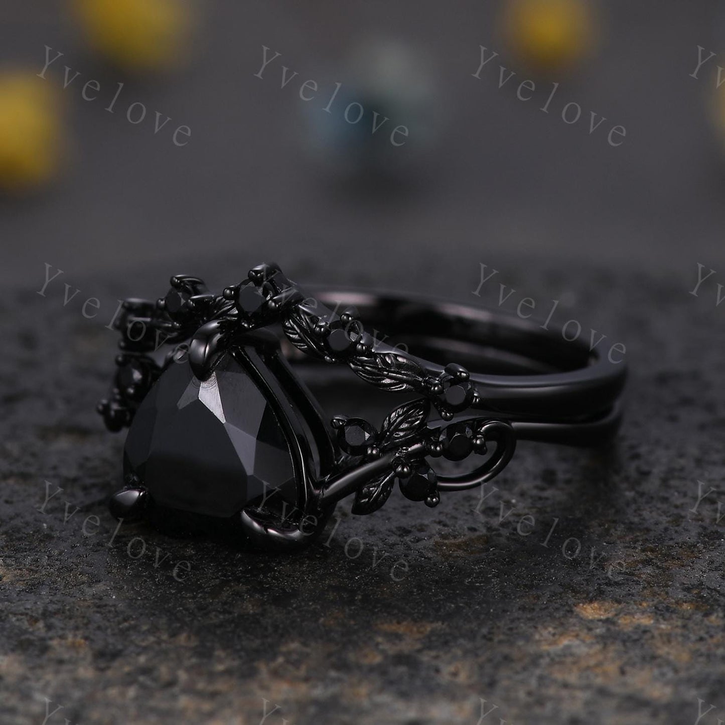 8mm Heart Shape Black Onyx Ring,Vintage Twig Vine Leaf Ring,Antique Black Onyx Bridal Promise Ring Set Nature Inspired Black Gold band