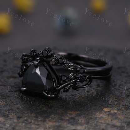 8mm Heart Shape Black Onyx Ring,Vintage Twig Vine Leaf Ring,Antique Black Onyx Bridal Promise Ring Set Nature Inspired Black Gold band