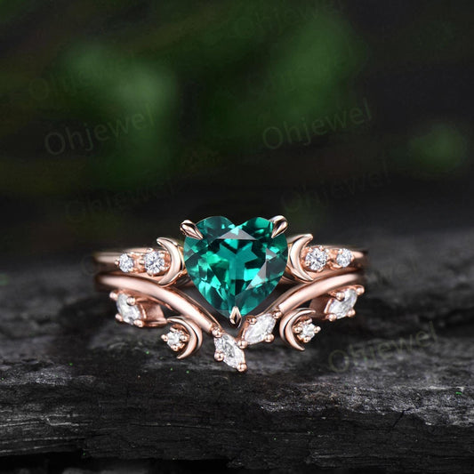 Vintage heart shaped green emerald engagement ring rose gold five stone diamond moon ring set women unique bridal anniversary gift jewelry