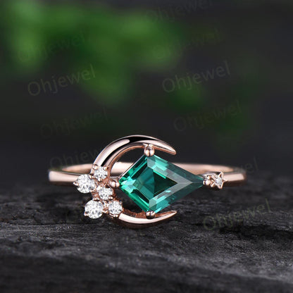 Kite cut green emerald ring vintage east to west star moon engagement ring set cluster moissanite wedding promise ring set rose gold jewelry