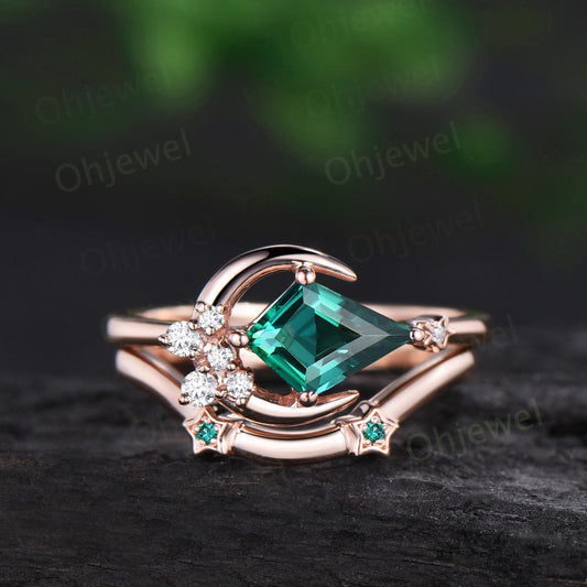 Kite cut green emerald ring vintage east to west star moon engagement ring set cluster moissanite wedding promise ring set rose gold jewelry