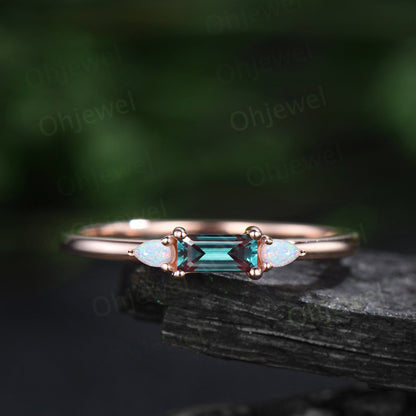 Dainty Baguette cut alexandrite ring vintage three stone pear moss agate ring rose gold unique engagement ring women anniversary ring gift