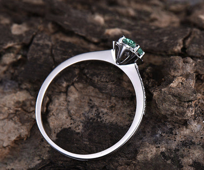 Flower green emerald engagement ring rose gold 14K/18K emerald ring vintage may birthstone halo diamond wedding unique promise bridal ring