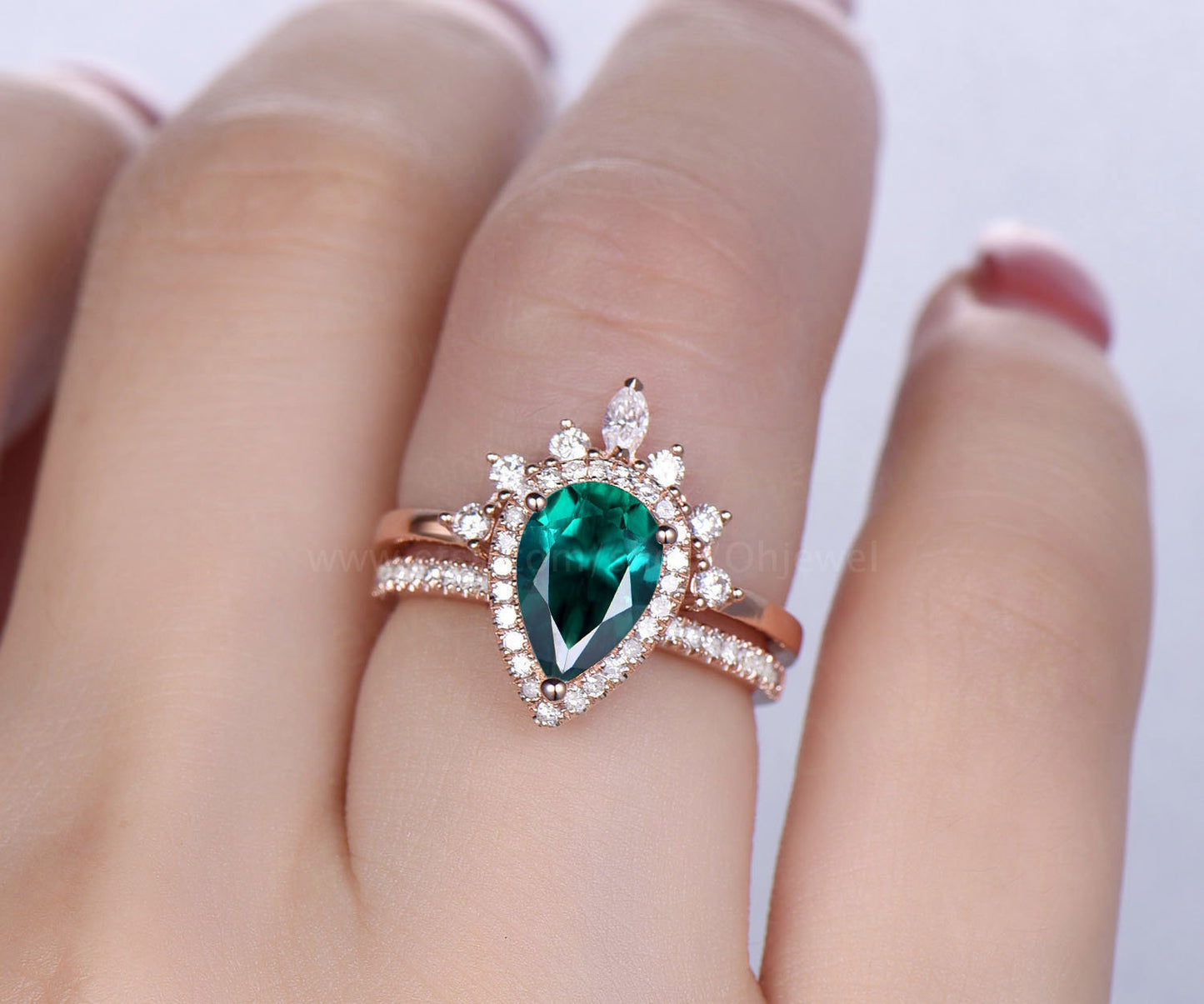 2pcs diamond halo ring pear emerald engagement ring set rose gold May birthstone ring art deco crown moissanite ring wedding bridal ring set