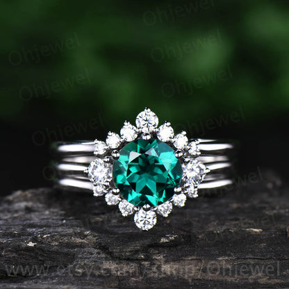 Three stone moissanite crown curved ring unique vintage 3pcs emerald engagement ring set rose gold wedding bridal ring set anniversary gift
