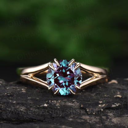 Vintage round cut Alexandrite engagement ring 14k rose gold unique split shank Solitaire engagement ring for women wedding promise ring gift