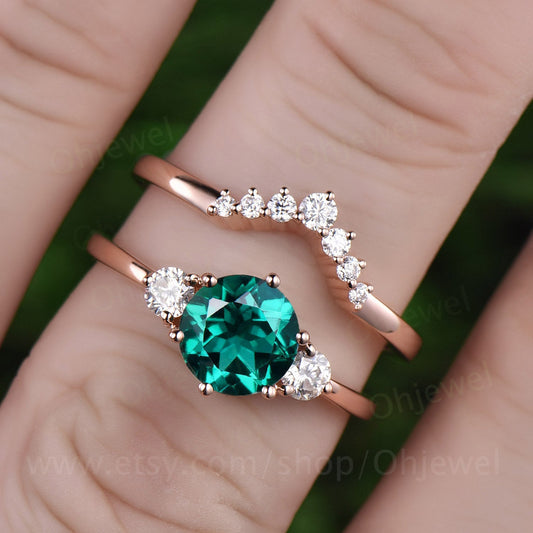 Three stone emerald engagement ring set rose gold 14K/18K emerald ring vintage may birthstone ring moissanite wedding ring bridal ring set
