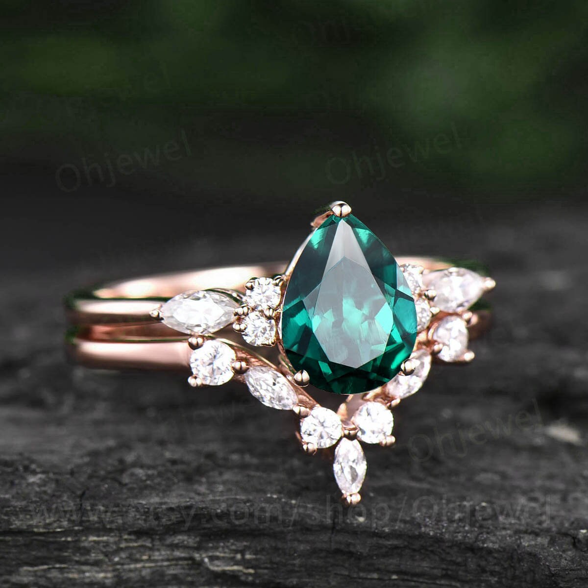 Vintage pear shaped green emerald engagement ring set art deco rose gold marquise cut moissanite ring set unique wedding ring set for women