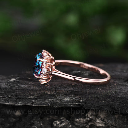 Oval cut Alexandrite ring gold silver women vintage Alexandrite engagement ring rose gold halo cluster moissanite ring bridal wedding ring
