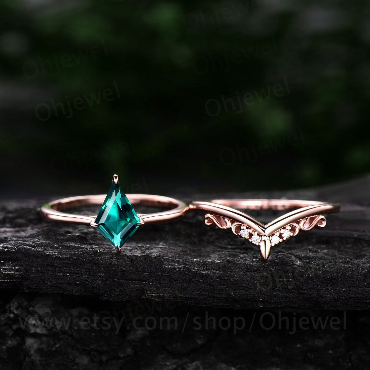 Vintage green emerald engagement ring set 14k rose gold kite cut ring unique wedding ring set solitaire ring moon moissanite ring women