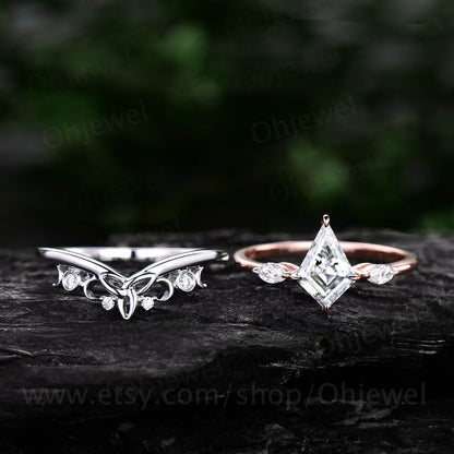 Kite cut moissanite engagement ring set 14k rose gold vintage unique three stone engagement ring marquise cut diamond wedding ring for women
