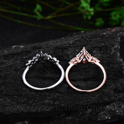 Kite cut moissanite engagement ring set 14k rose gold vintage unique three stone engagement ring marquise cut diamond wedding ring for women
