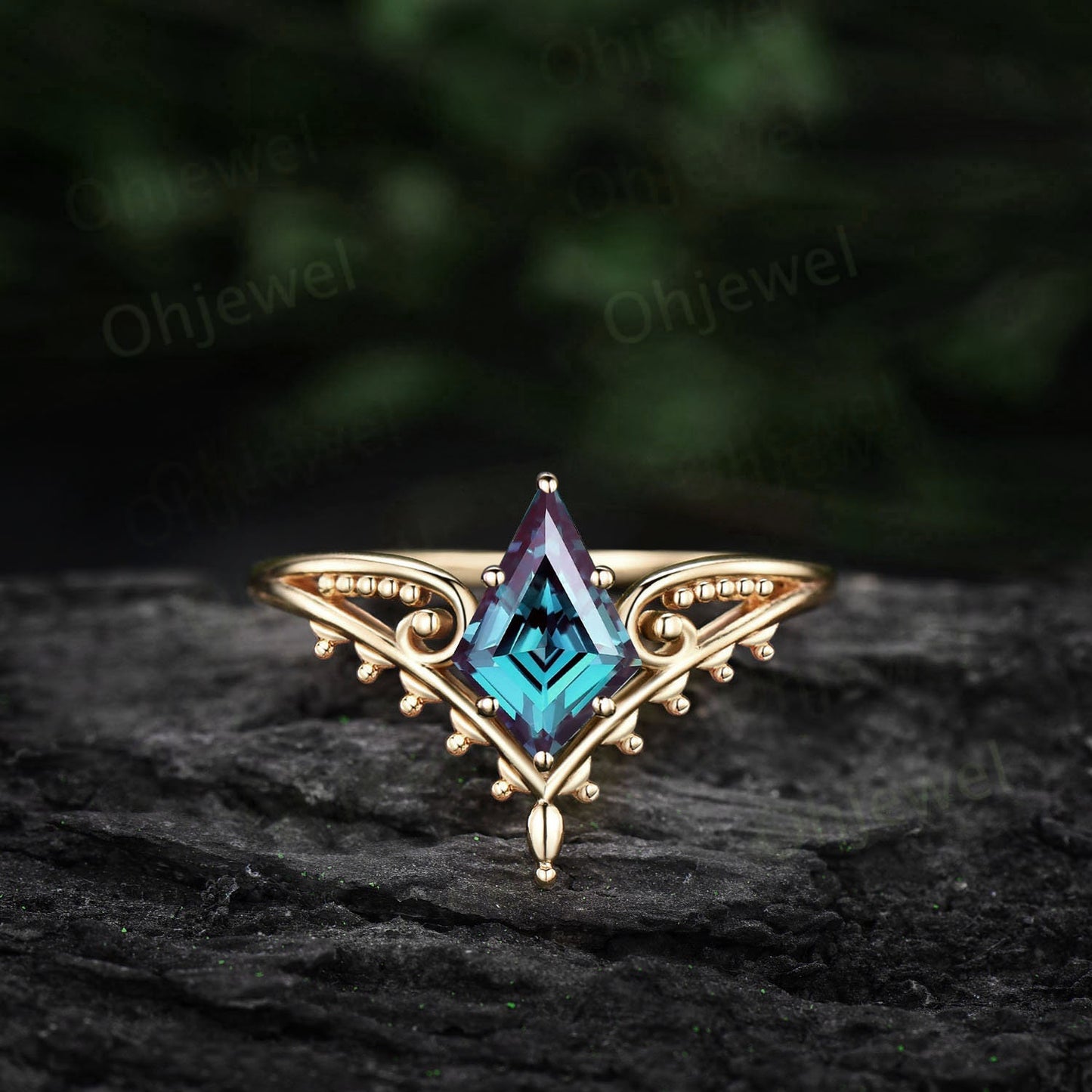 Vintage style kite cut Alexadrite ring unique split shank Solitaire engagement ring 14k rose gold antique promise wedding ring for women
