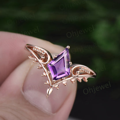 Vintage style kite cut purpleAmethyst ring unique split shank Solitaire engagement ring 14k rose gold antique promise wedding ring women
