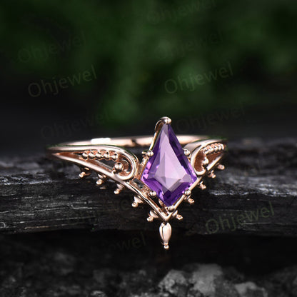 Vintage style kite cut purple Amethyst ring unique split shank Solitaire engagement ring 14k rose gold antique promise wedding ring women