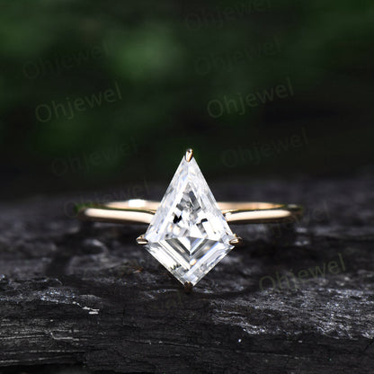7x10mm kite cut Moissanite engagement ring set 14k gold Minimalist unique solitaire engagement ring promise wedding bridal ring set women