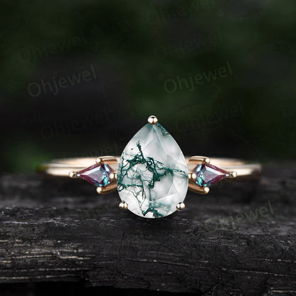 Pear shaped green moss agate ring three stone 14k rose gold ring kite cut Alexandrite ring dainty unique engagement ring women promise ring