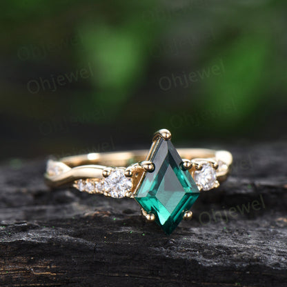 Vintage kite cut green emerald engagement ring solid 14k yellow gold art deco eternity twisted diamond anniversary promise ring women gift