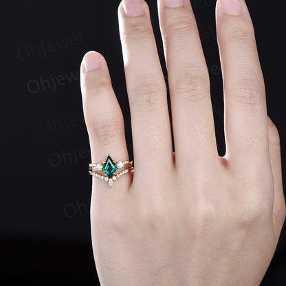 Vintage kite cut green emerald engagement ring solid 14k yellow gold art deco eternity twisted diamond anniversary promise ring women gift
